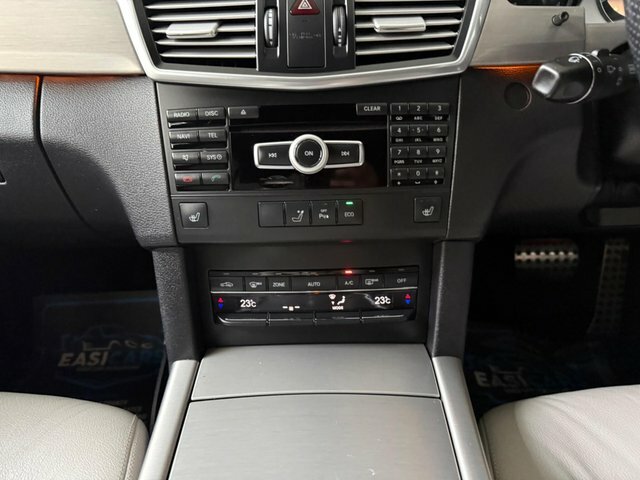 Mercedes-Benz E Class E220 Sport Cdi Blueefficiency Black #28