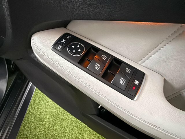 Mercedes-Benz E Class E220 Sport Cdi Blueefficiency Black #38