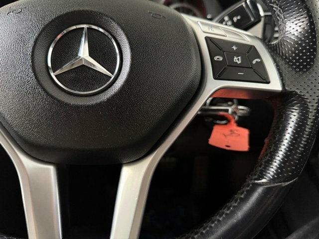 Mercedes-Benz E Class E220 Sport Cdi Blueefficiency Black #33