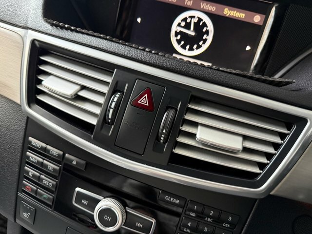 Mercedes-Benz E Class E220 Sport Cdi Blueefficiency Black #47