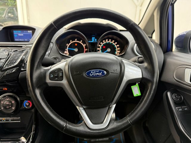 Ford Fiesta Hatchback 1.0T Ecoboost Titanium Powershift Euro 6 Blue #29