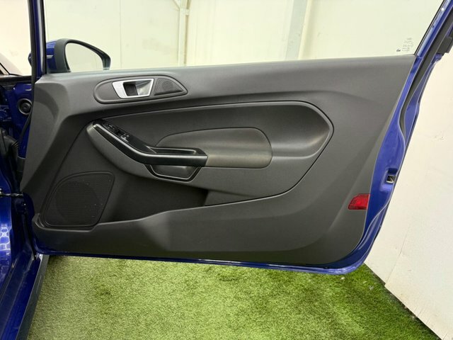 Ford Fiesta Hatchback 1.0T Ecoboost Titanium Powershift Euro 6 Blue #19