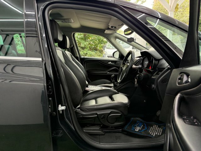 Vauxhall Zafira Tourer Tech Line Grey #15