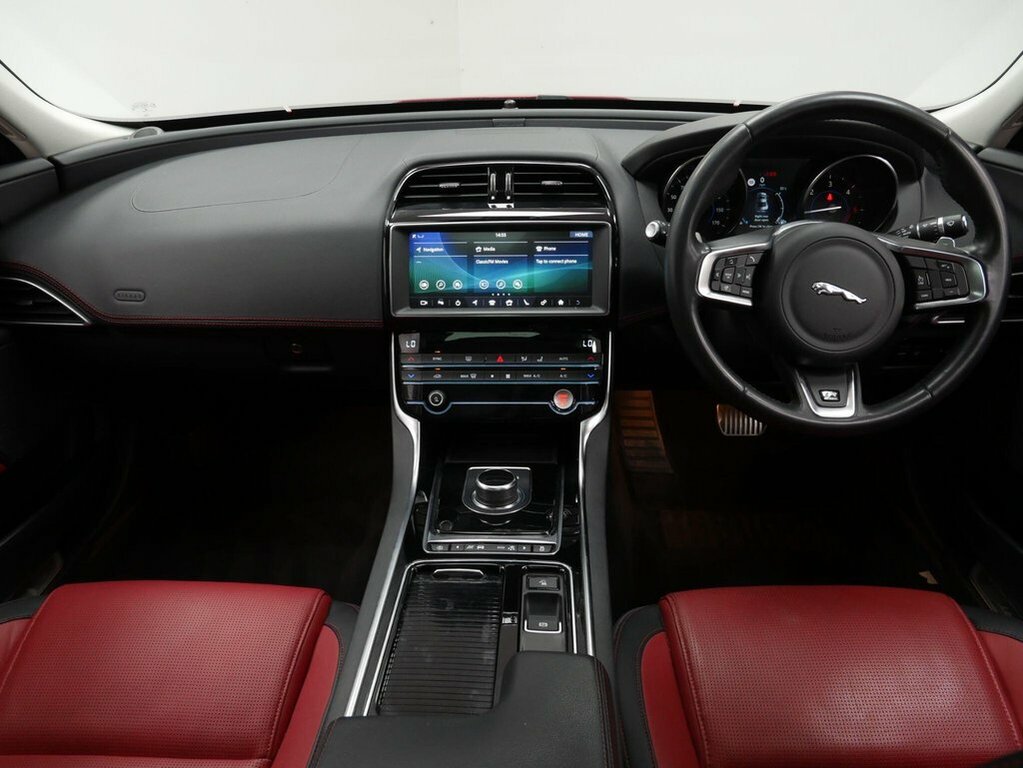 Jaguar XE 2.0 P250i Se Saloon Euro 6 Ss Black #13