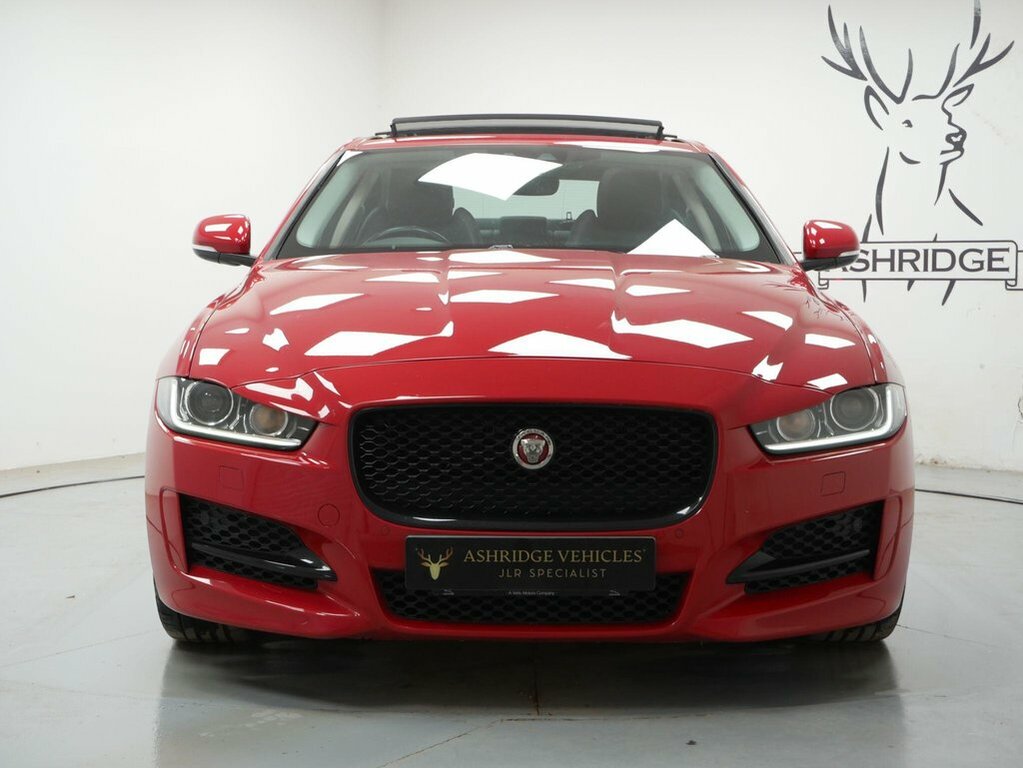 Jaguar XE For Sale In Little Gaddesden Red #2
