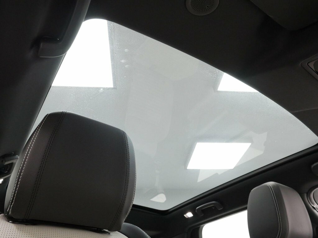 Land Rover Discovery Sport For Sale In Little Gaddesden Blue #5