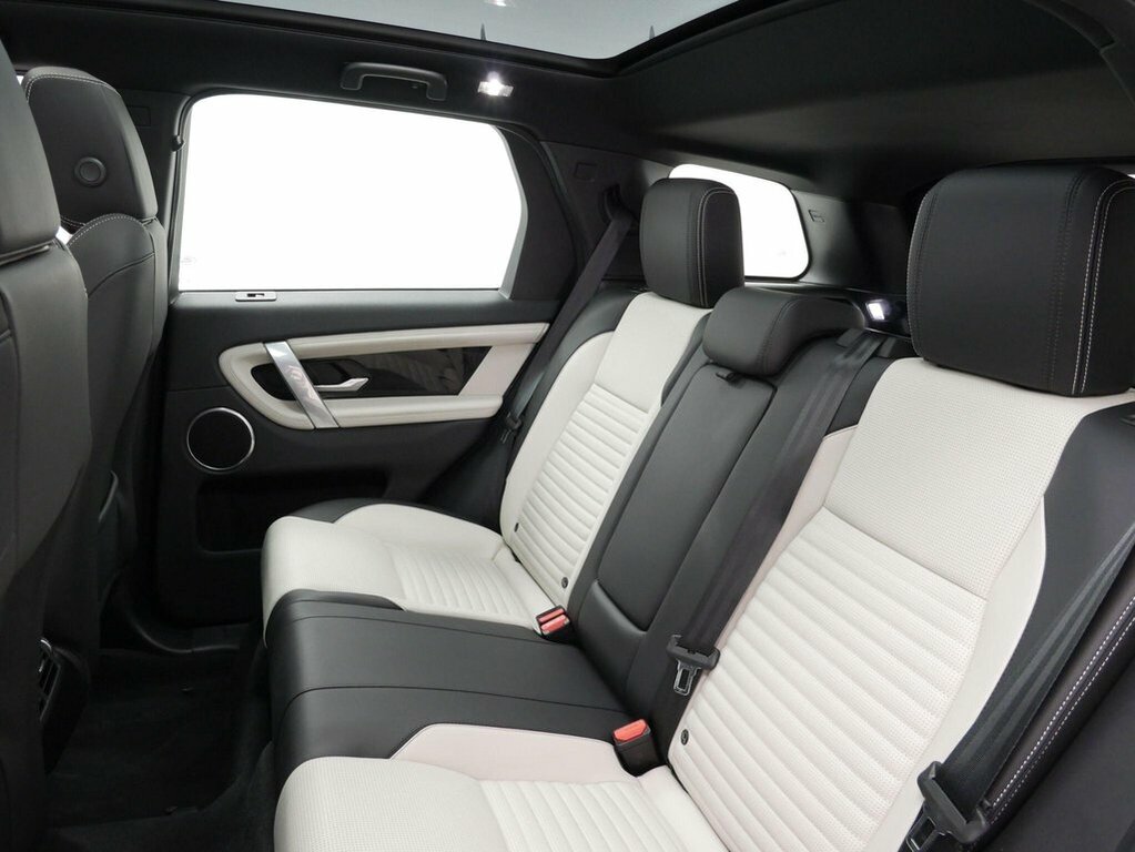 Land Rover Discovery Sport Dynamic Se Black #30