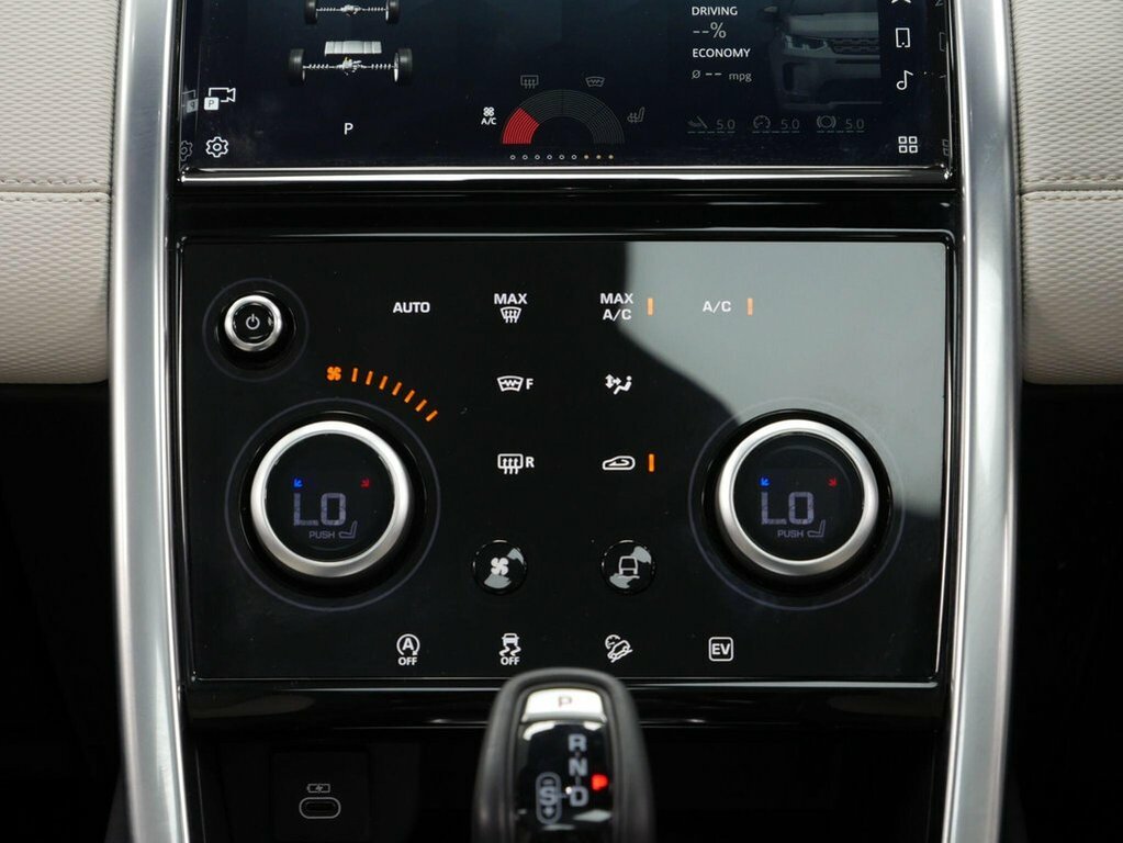 Land Rover Discovery Sport Dynamic Se Black #25