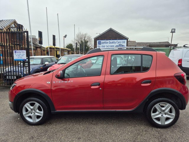 Dacia Sandero Stepway 0.9 Tce Ambiance Euro 6 S S Red #2