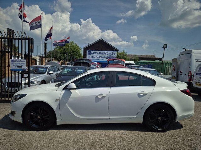 Vauxhall Insignia 1.6 Cdti Ecoflex Limited Edition Euro 6 S S White