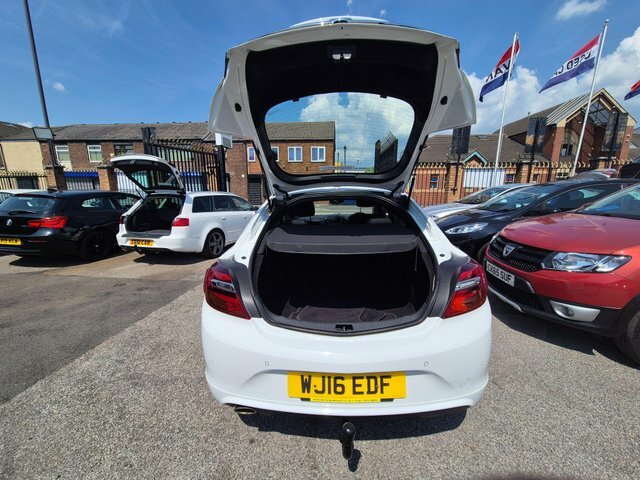 Vauxhall Insignia Estate 1.6 Cdti Sri VX Line Nav Sports Tourer Euro Red #7