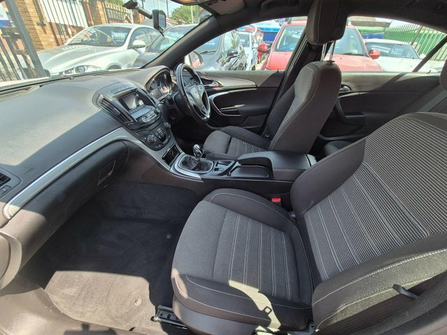 Vauxhall Insignia Estate 1.6 Cdti Sri VX Line Nav Sports Tourer Euro Red #11