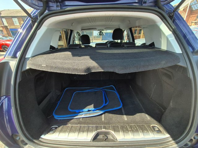 Peugeot 2008 Active Blue #8