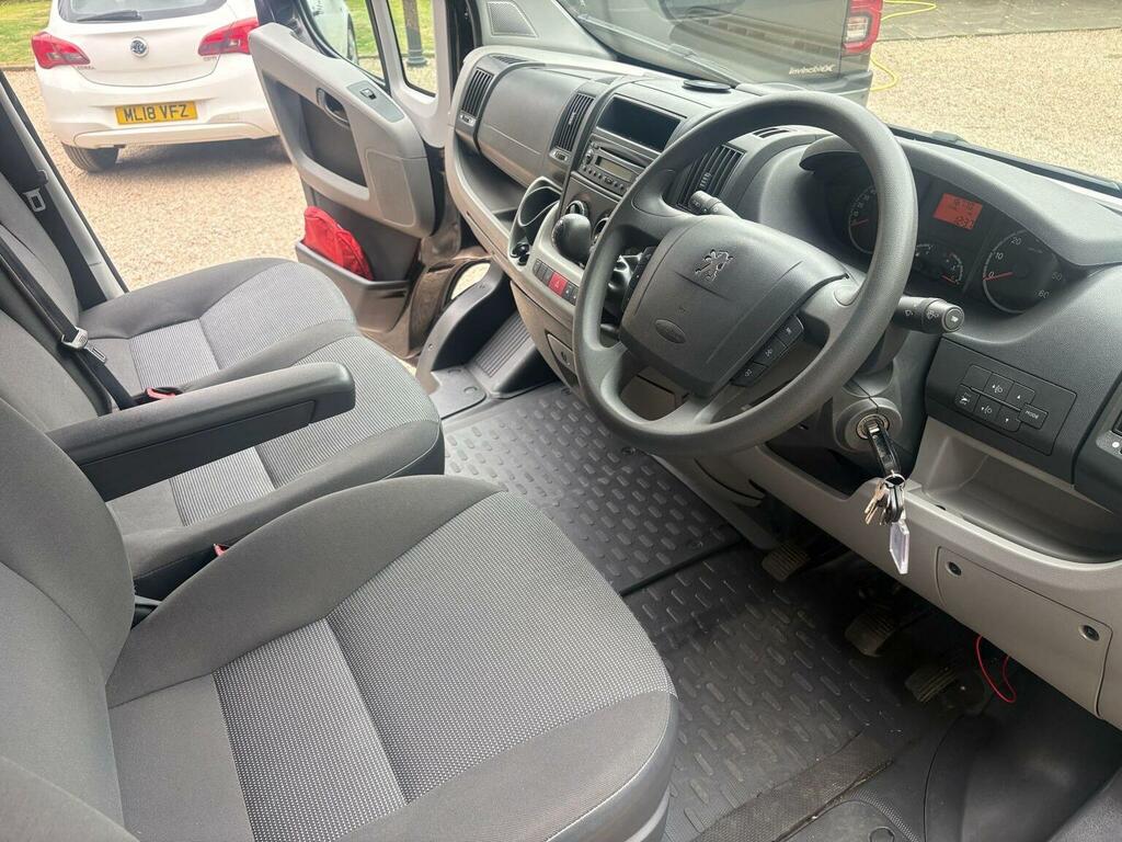 Peugeot Boxer 2.2 Hdi H2 17 Seat Mini Bus 120Ps Silver #8