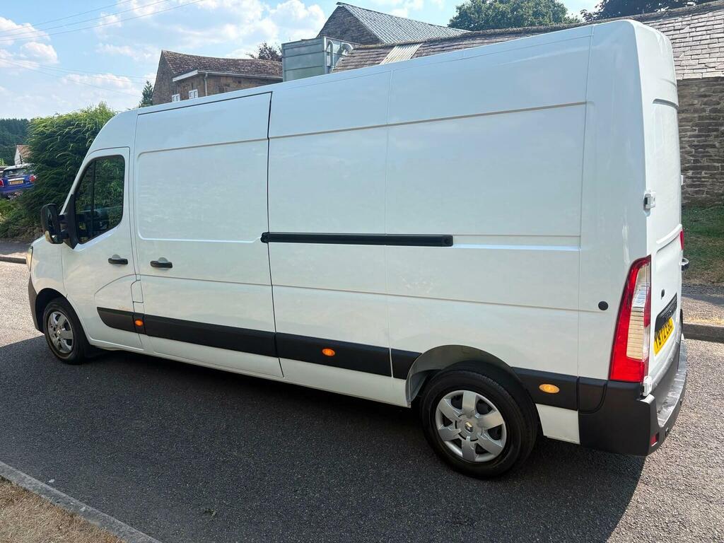 Renault Master 2.3 Dci 35 Business Fwd Lwb Medium Roof Euro 6 White #3