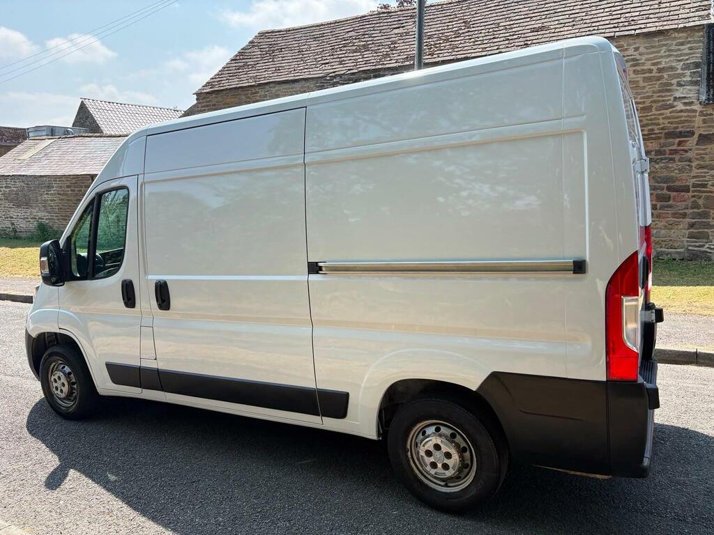 Peugeot Boxer 2.2 Bluehdi 335 Professional L2 H2 Euro 6 Ss White #3