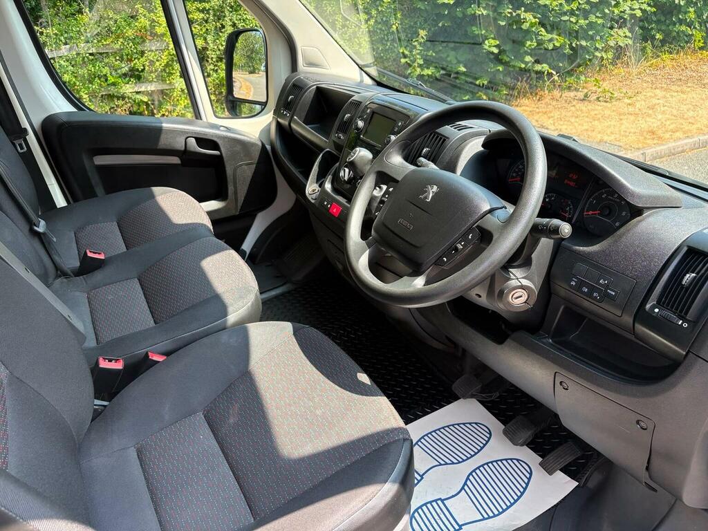 Peugeot Boxer White #7