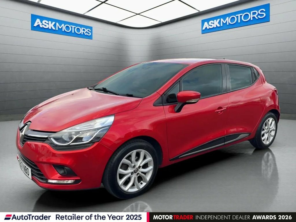 Renault Clio 1.2L Dynamique Nav Red