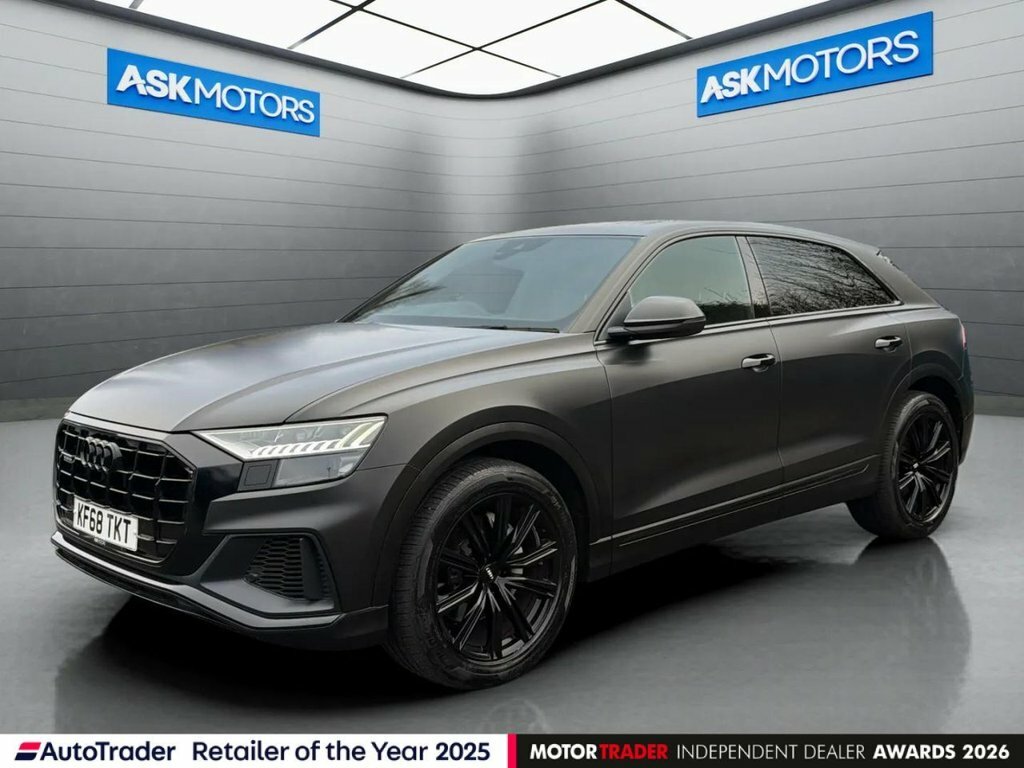 Audi Q8 3L S Line Grey