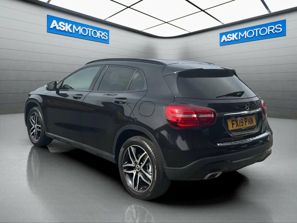Mercedes-Benz GLA Class 1.6L Urban Edition Black #5