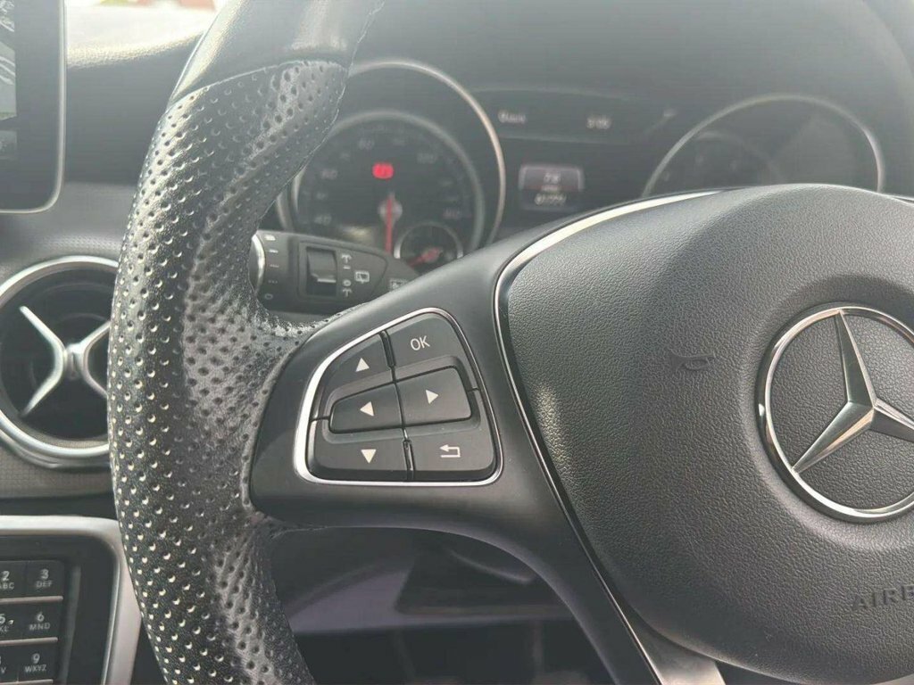 Mercedes-Benz GLA Class 1.6L Urban Edition Black #6