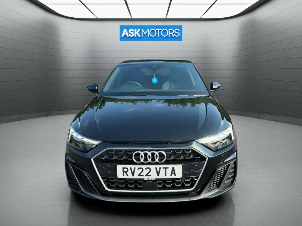 Audi A1 1L S Line Black #2