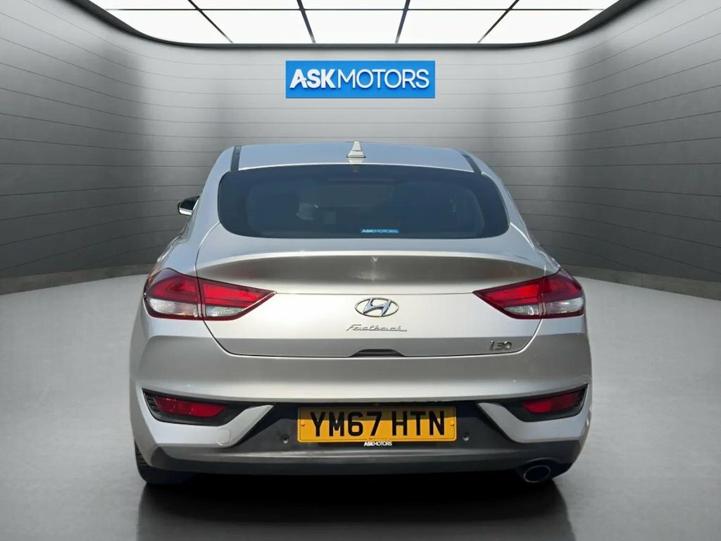 Hyundai I30 1.4L Se Nav Silver #5