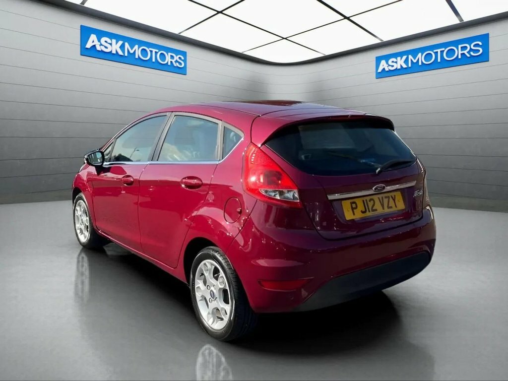 Ford Fiesta 1.3L Zetec Red #5