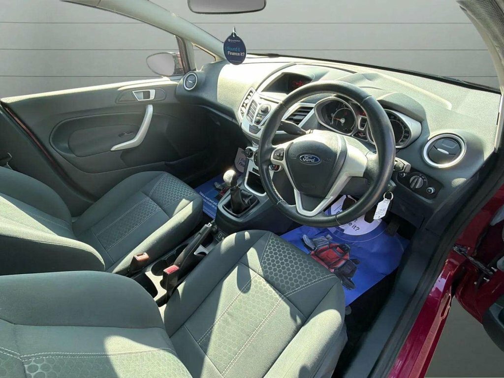Ford Fiesta 1.3L Zetec Red #4