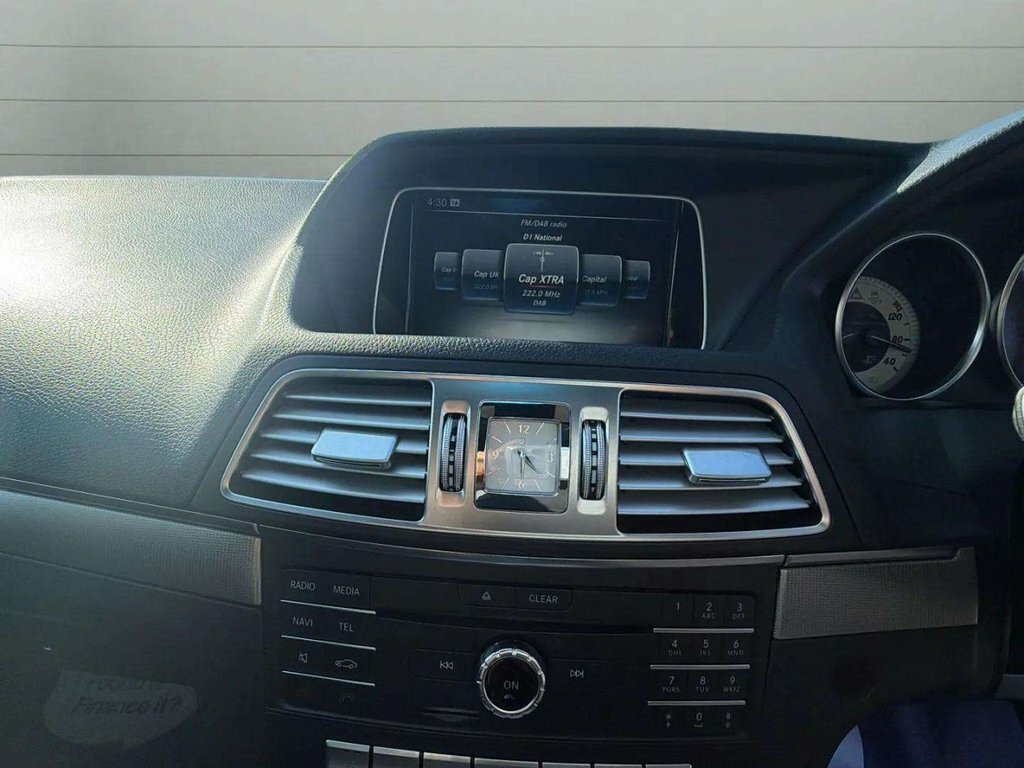 Mercedes-Benz E Class White #13