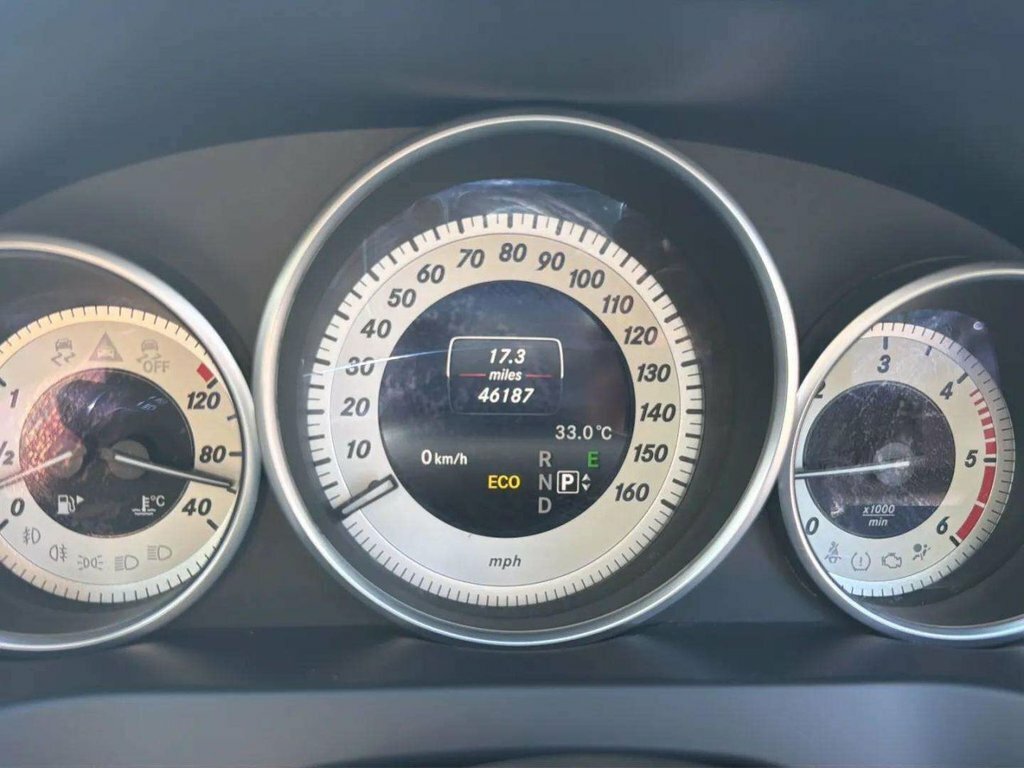 Mercedes-Benz E Class White #17