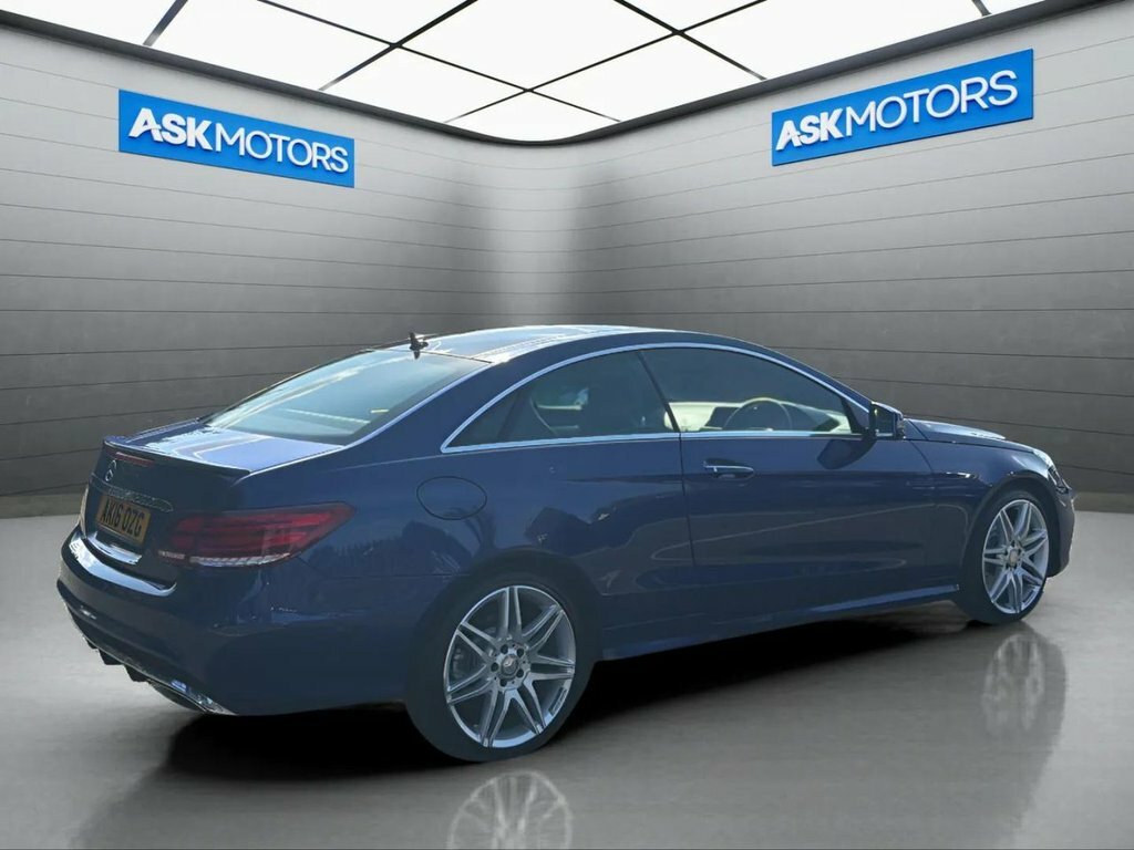 Mercedes-Benz E Class White #25
