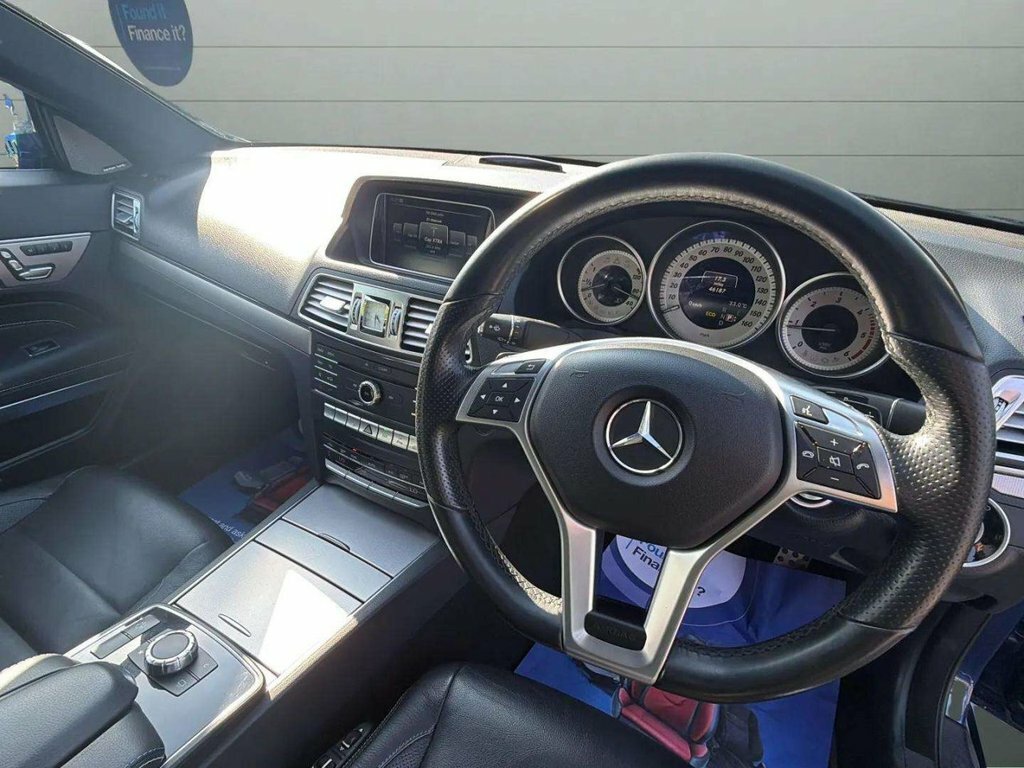 Mercedes-Benz E Class White #20
