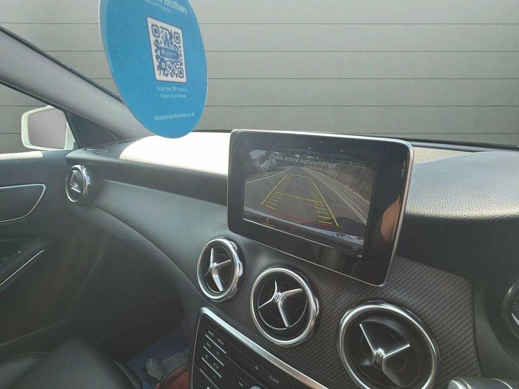 Mercedes-Benz GLA Class 200 Se Grey #7