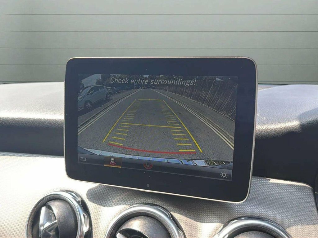 Mercedes-Benz GLA Class 1.6L Urban Edition Grey #5