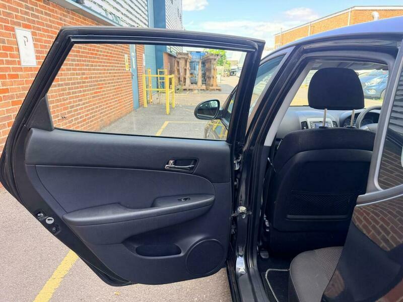Hyundai I30 1.4 Comfort Euro 5 Black #28