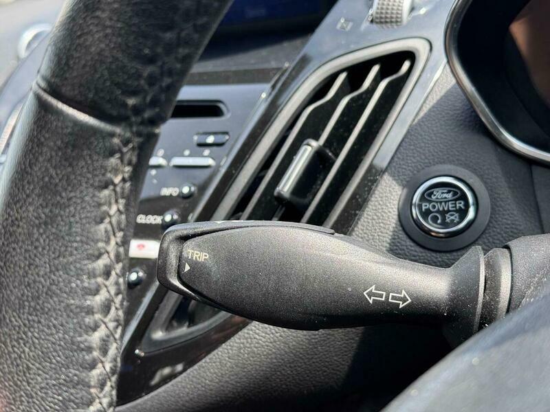 Ford B-Max Mpv 2014 Ford B-max 1.4 Zetec Mpv Bl Black #18