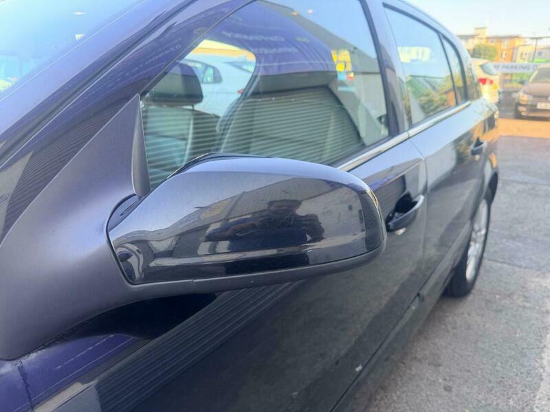 Vauxhall Astra 1.8I Vvt Sri Exterior Pack Red #9
