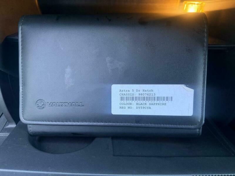 Vauxhall Astra 1.8I Vvt Sri Exterior Pack Red #30