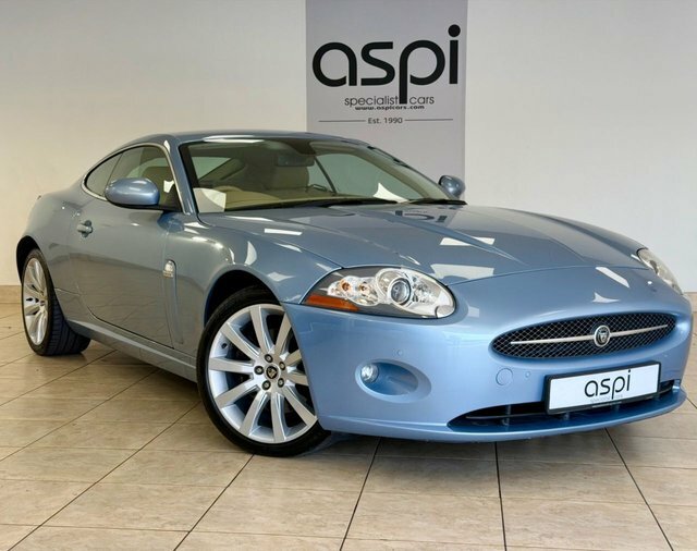 Jaguar XK V8 Coupe Blue #2