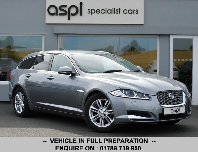 Jaguar XF V6 Luxury Sportbrake Grey