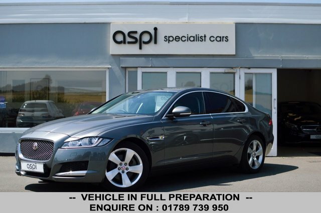 Jaguar XF Portfolio Saloon Black #5