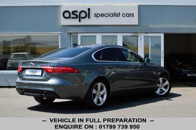 Jaguar XF Portfolio Saloon Black #3