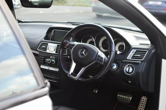 Mercedes-Benz E Class E400 V6 Amg Line Black #3