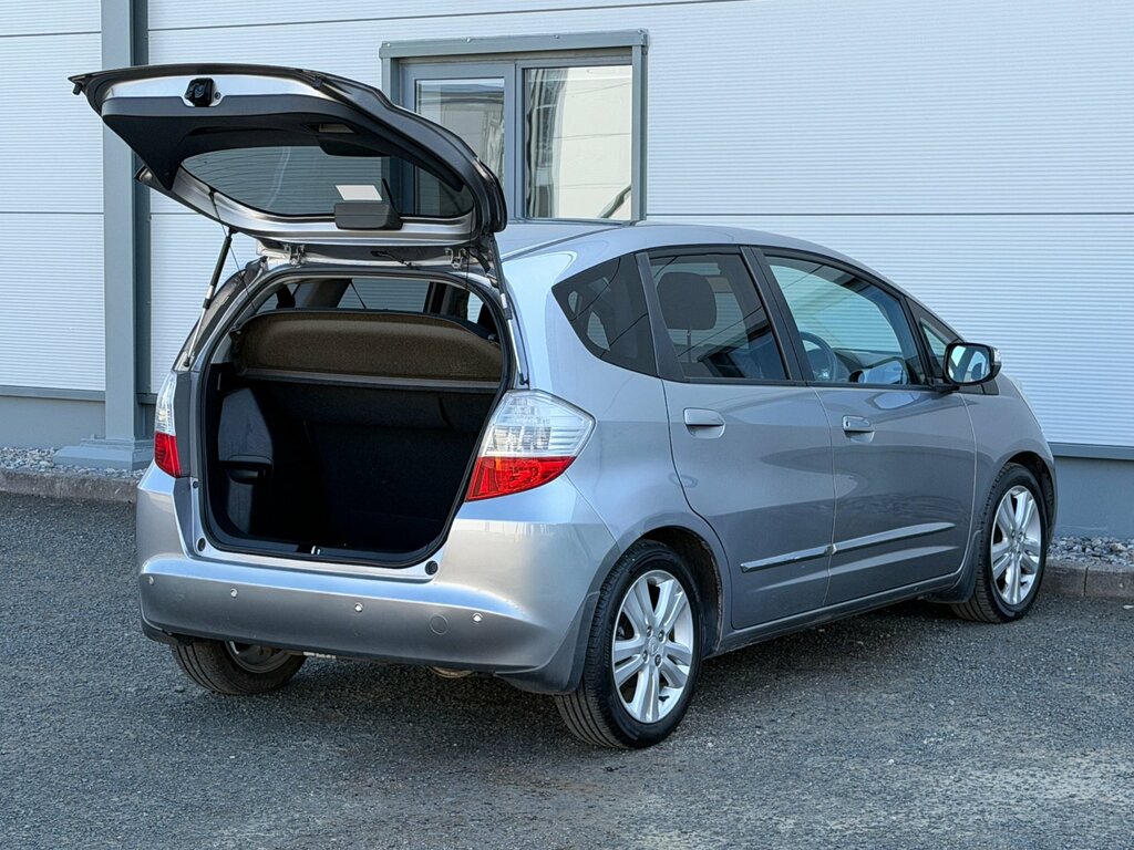 Honda Jazz I-vtec Es I-shift Black #12