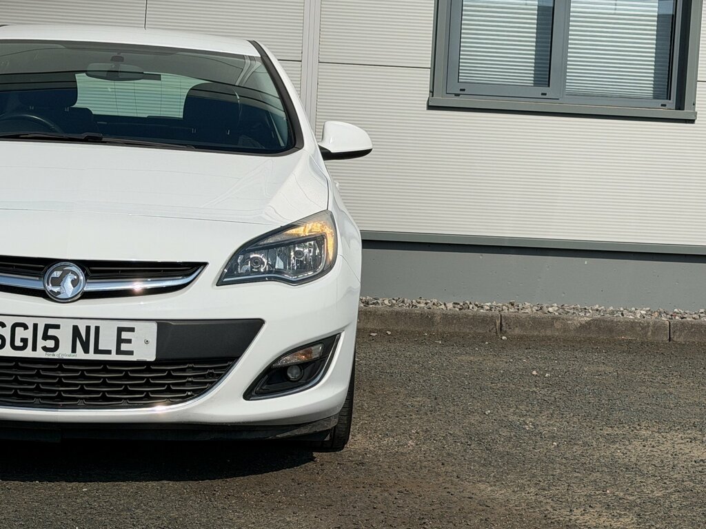 Vauxhall Astra 1.4I Sri Hatchback Euro 6 100 P White #4