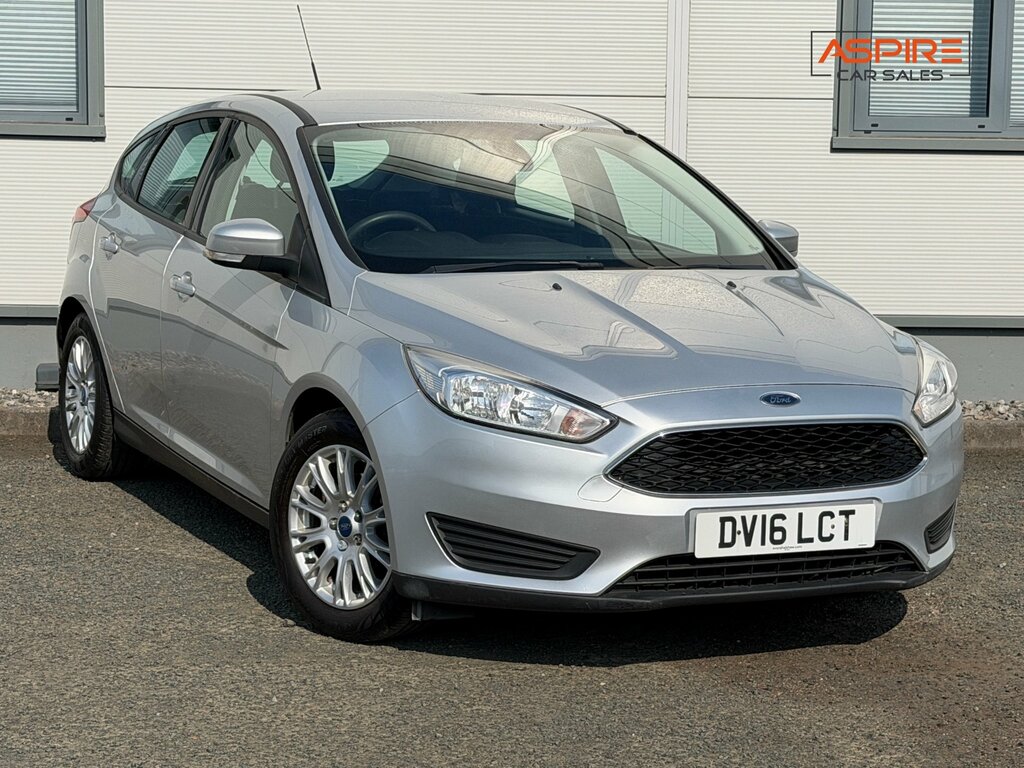 Ford Focus 1.5 Tdci Style Hatchback Euro 6 Silver