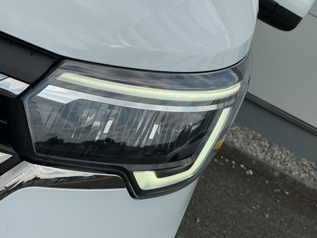 Renault Trafic Mpv White #5