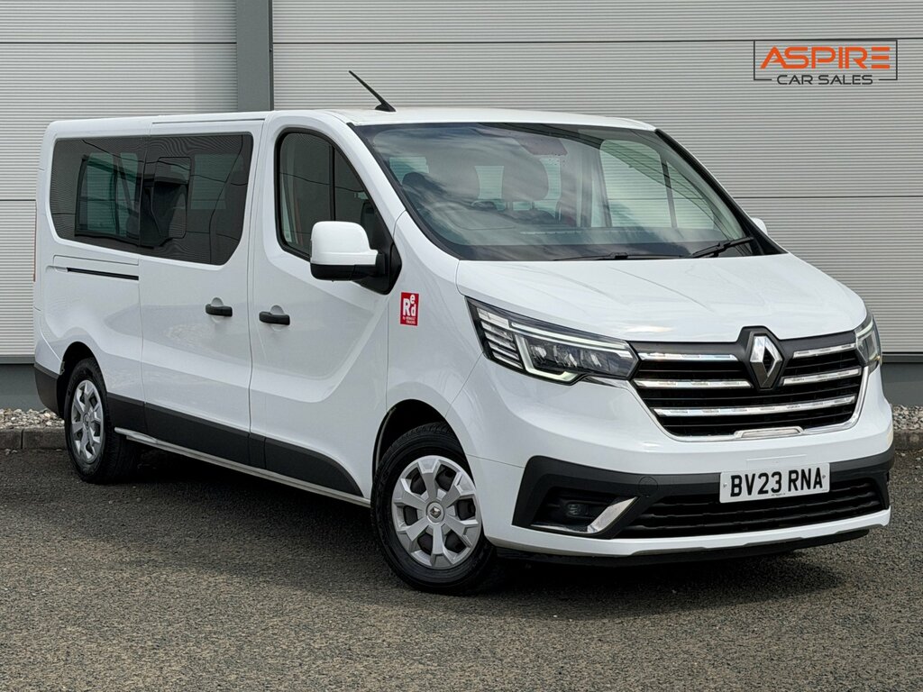 Renault Trafic Mpv White