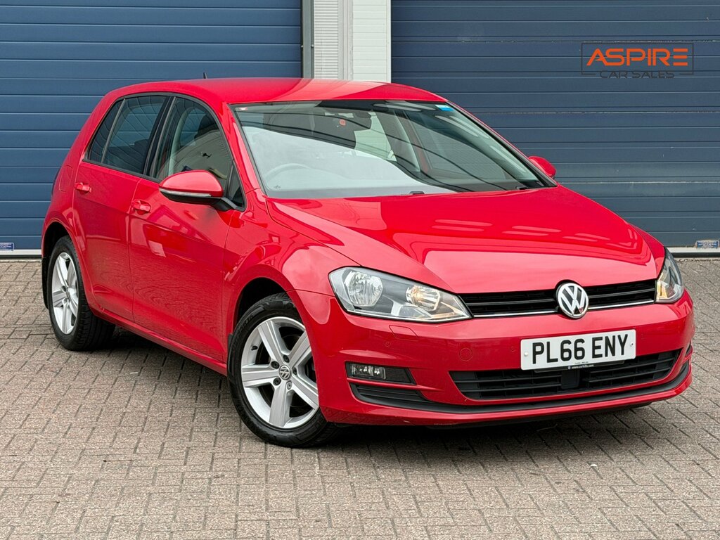 Volkswagen Golf 1.4 Tsi Bluemotion Tech Match Edition Hatchback Red